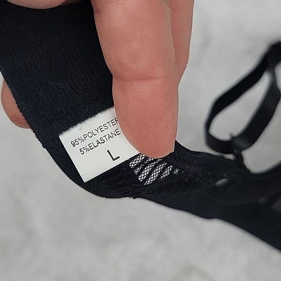 NWOT Black Lace Bra [SIZE LARGE]‎ - Picture 5 of 5